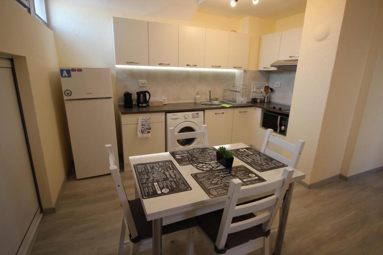 Happy Lazur Apartment *
