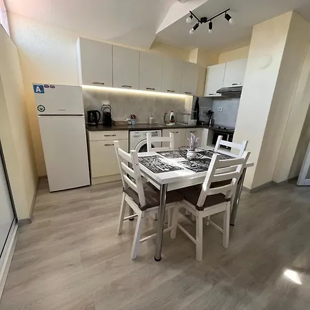 Apartment Happy Holiday Lazur Burgas Exterior photo